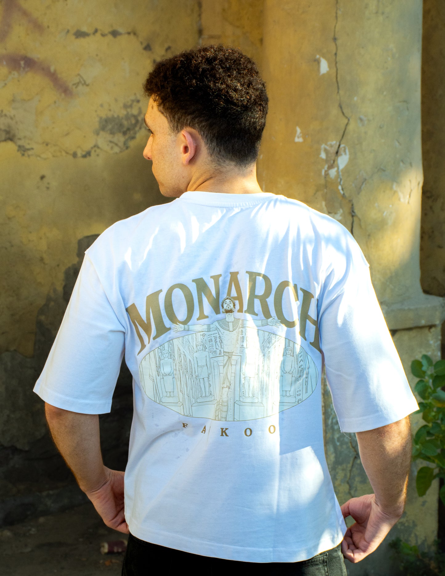 MONARCH TEE